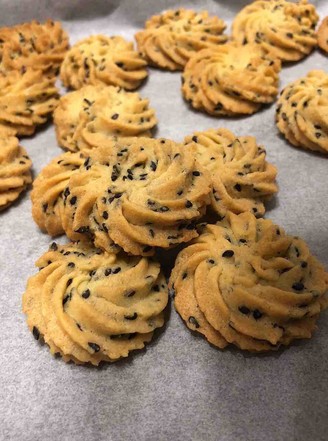 Black Sesame Cookies【77 Shares】 recipe