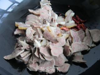 Stir-fried Beef Head Meat-xinjiang Taste recipe