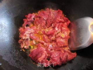 Stir-fried Beef with Mango recipe