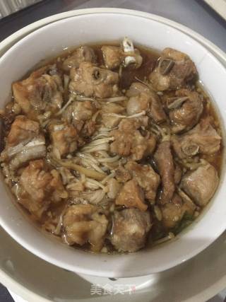 Steamed Ribs with Enoki Mushroom recipe