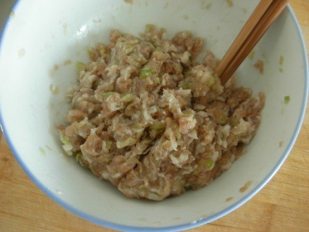 Noodles with Minced Pork and Capers recipe