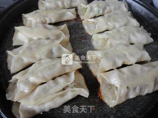 Pork Pot Stickers with Mushrooms and Green Peppers recipe