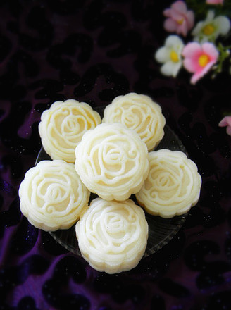 Snowy Mooncakes with Coconut Custard Filling recipe