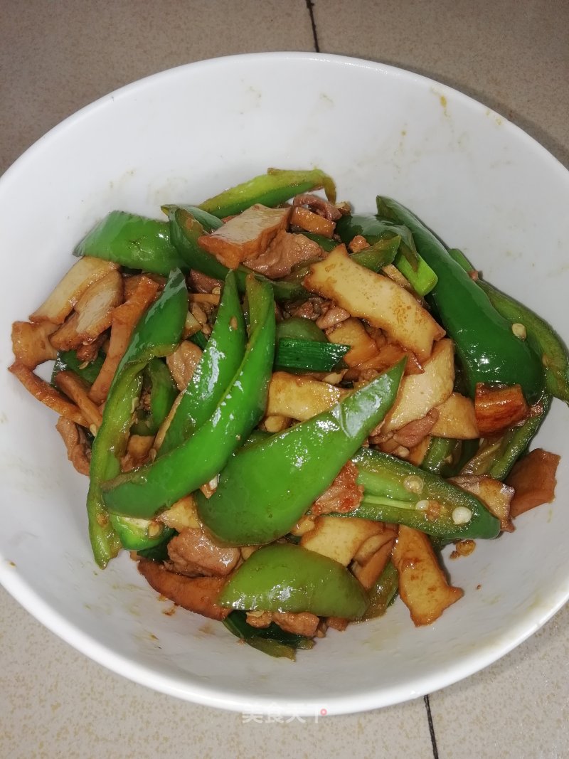Stir-fried Pork with Green Pepper recipe