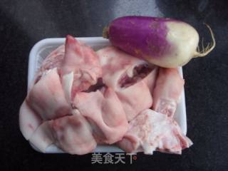 The Soup is Thick and Delicious ------------ Radish Simmered Trotters recipe