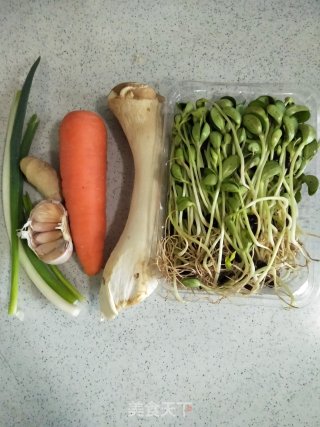 Stir-fried Black Bean Sprouts recipe