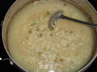 Black Millet Lily Mung Bean Porridge recipe