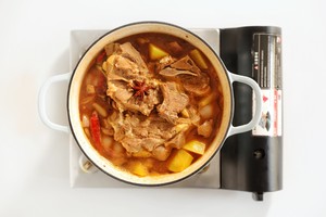 Red Soup Sheep Scorpion Hot Pot recipe