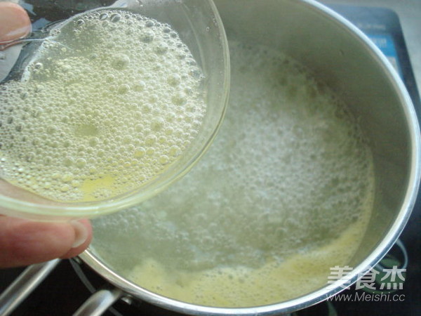 Tom Mushroom Soup with Chicken Sauce recipe