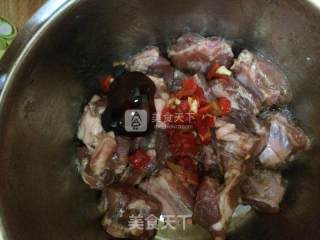 Steamed Taro with Chopped Pepper Ribs recipe