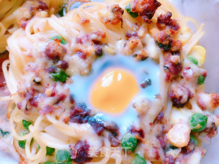 Bird's Nest Pasta Baked Egg recipe