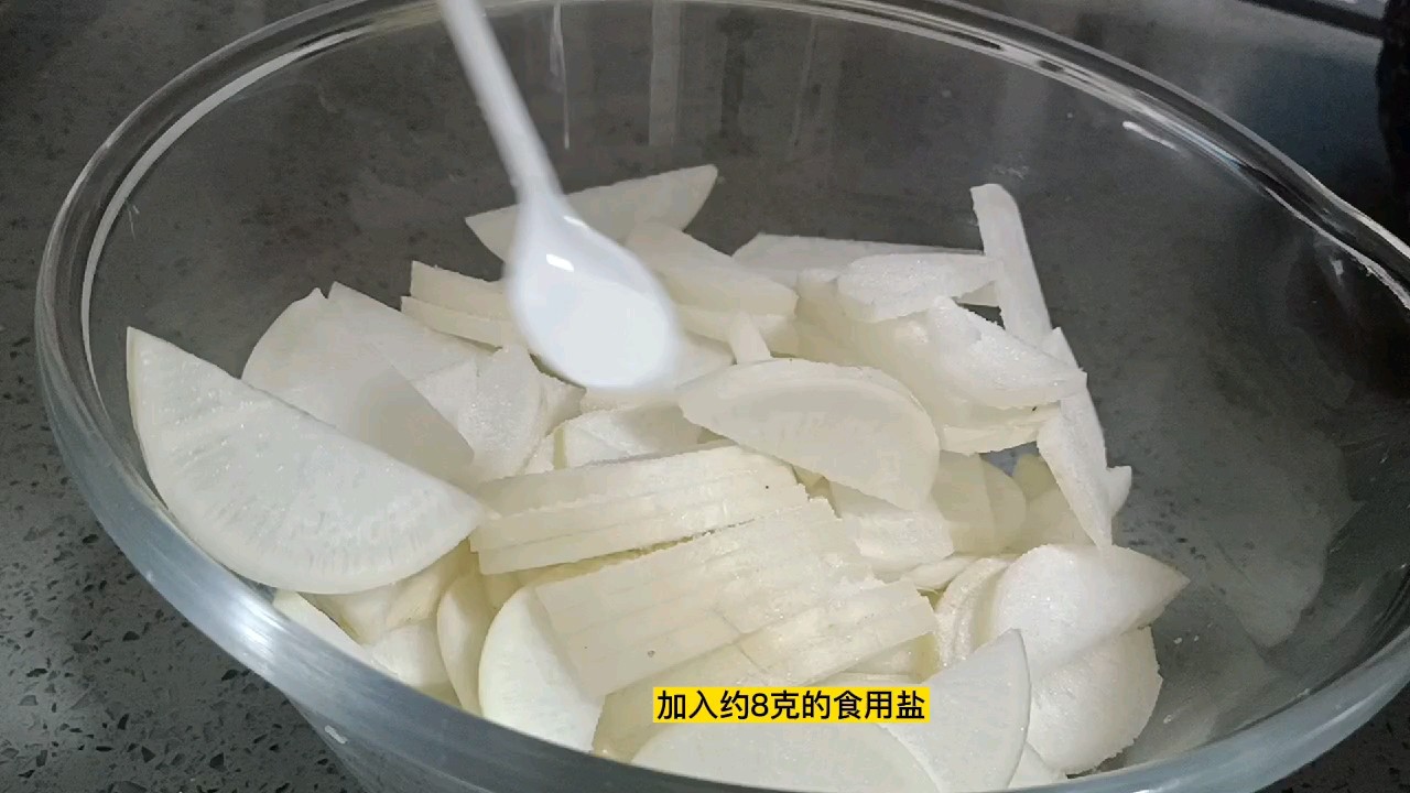 The Crispy and Delicious Pickled Radish in Soy and Vinegar is So Delicious recipe