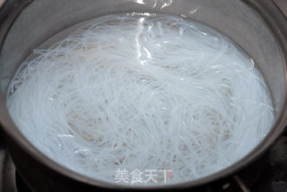 【summer Cold Dishes】chilled Rice Noodles with Shredded Kelp recipe