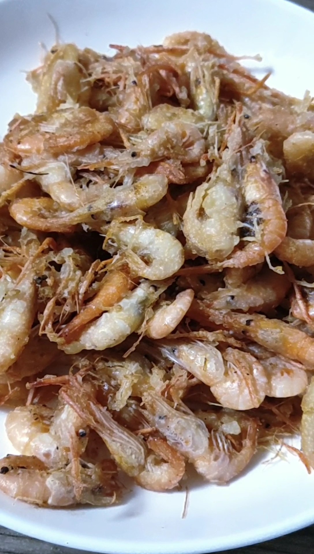 Pan-fried Small River Prawns recipe