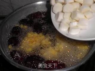 Nourishing and Activating Blood-yam, Red Date and Corn Soup recipe