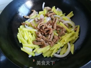 Stir-fried Beef with Pumpkin recipe