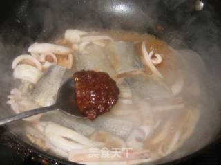 Grilled Squid with Fish recipe