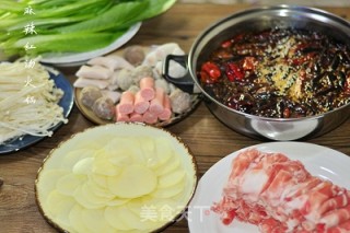 Homemade Home-made Spicy Red Soup Hot Pot recipe