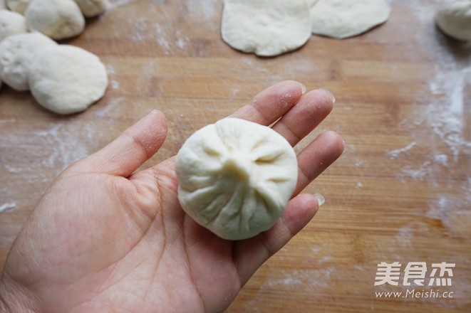 Steamed Buns with Mushroom and Braised Pork recipe