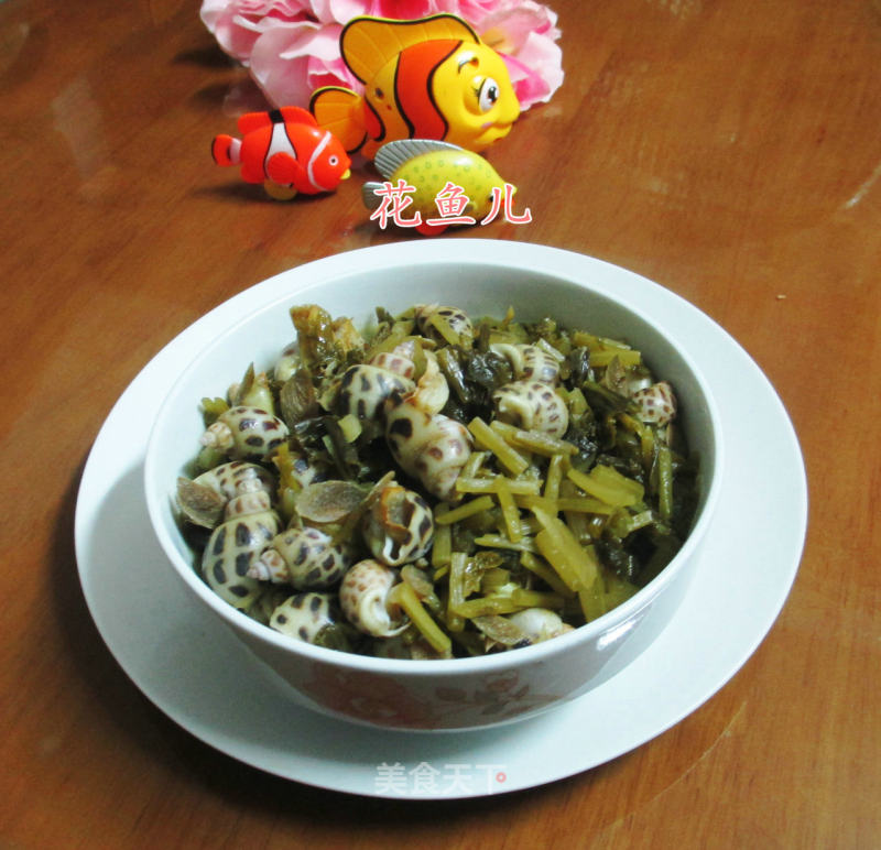 Boiled Snails with Pickles recipe