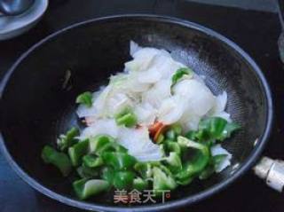 Home-style Stir-fry---[carrots, Green Peppers and Cabbage Slices] recipe