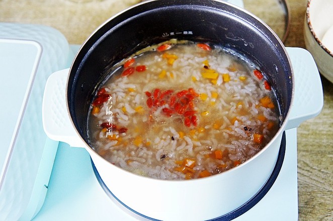 Pumpkin, Wolfberry and Multi-grain Rice Porridge recipe