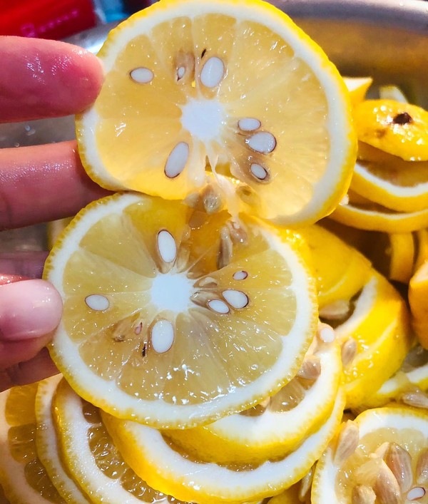 Vitamin C Plus's Passion Fruit Lemon Tea recipe