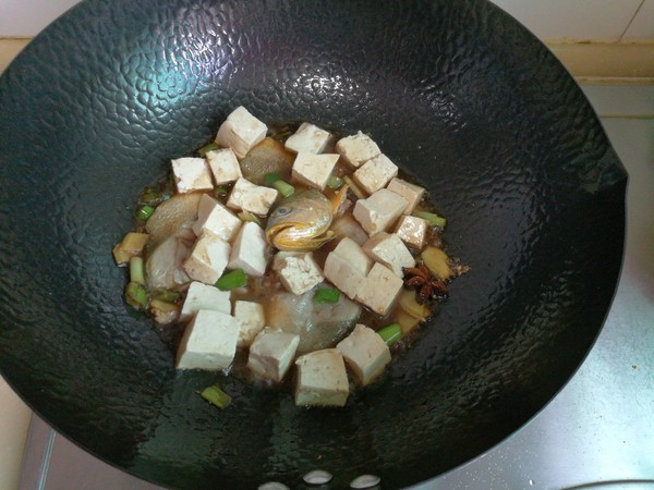 Yellow Fish Tofu Soup recipe