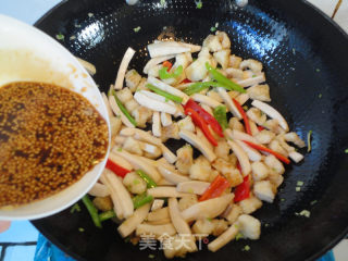 Pleurotus Eryngii Fried Sea Bass recipe