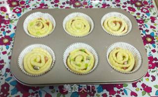 Scallion Sausage Bread recipe