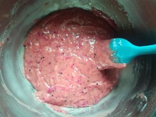 Fruit One by One Red Dragon Fruit Chiffon Cake recipe