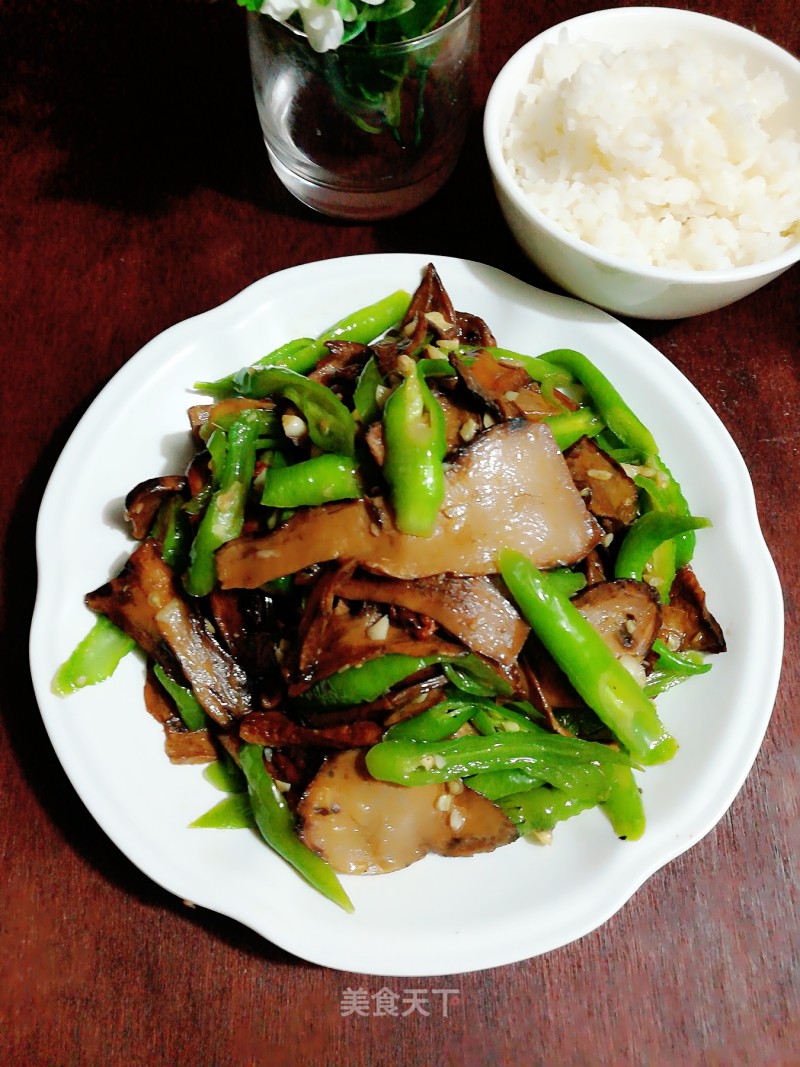 Stir-fried Porcini Mushrooms with Hang Pepper recipe