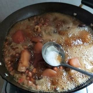 Peanut Stewed Trotter recipe