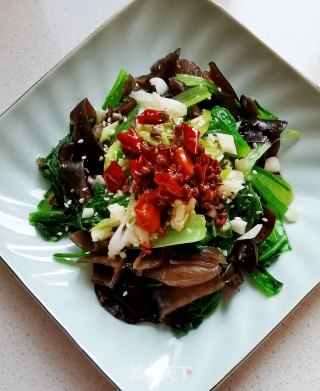 Chinese Cabbage Mixed with Fungus recipe