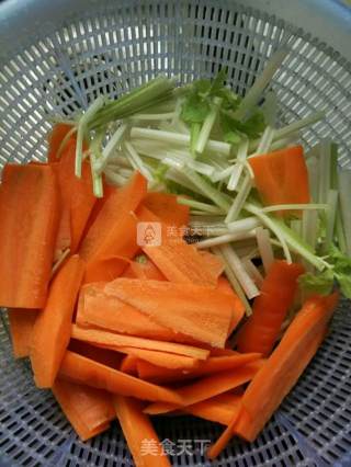 Hot and Sour Chicken Feet recipe