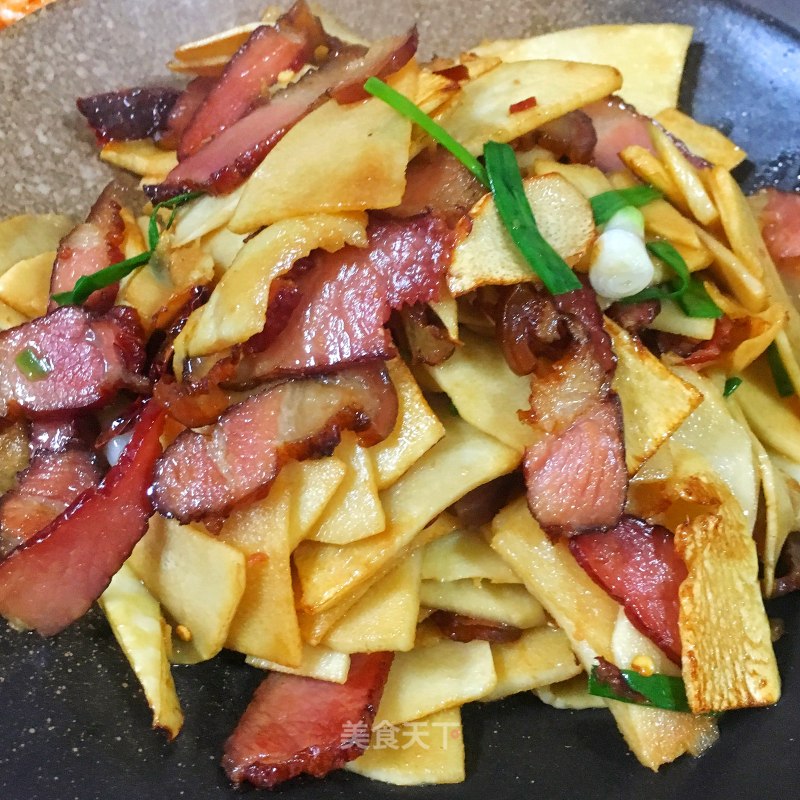 Stir-fried Bacon with Fresh Bamboo Shoots
