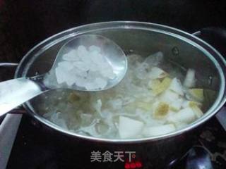 Snow Pear Porridge with Tremella recipe