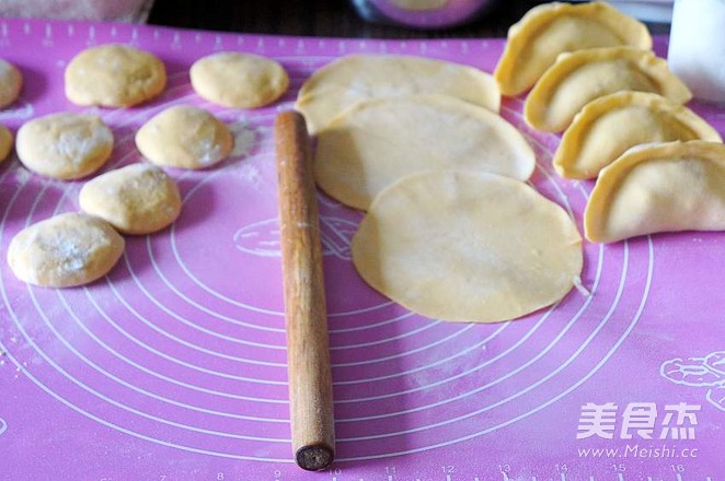 Steamed Dumplings with Carrot Sauce recipe