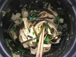 Cold Tofu Skin Kelp Shreds recipe