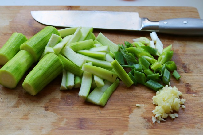 Loofah Stir-fried Rice Cake recipe