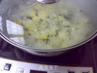 Purple Sweet Potato and Tremella Soup recipe