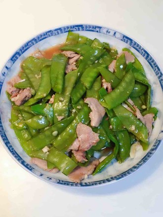 Stir-fried String Beans with Garlic Pork recipe