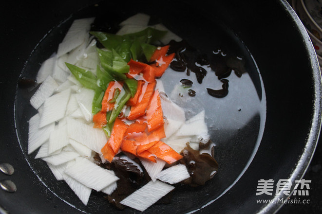 Stir-fried Yam with Mixed Vegetables recipe