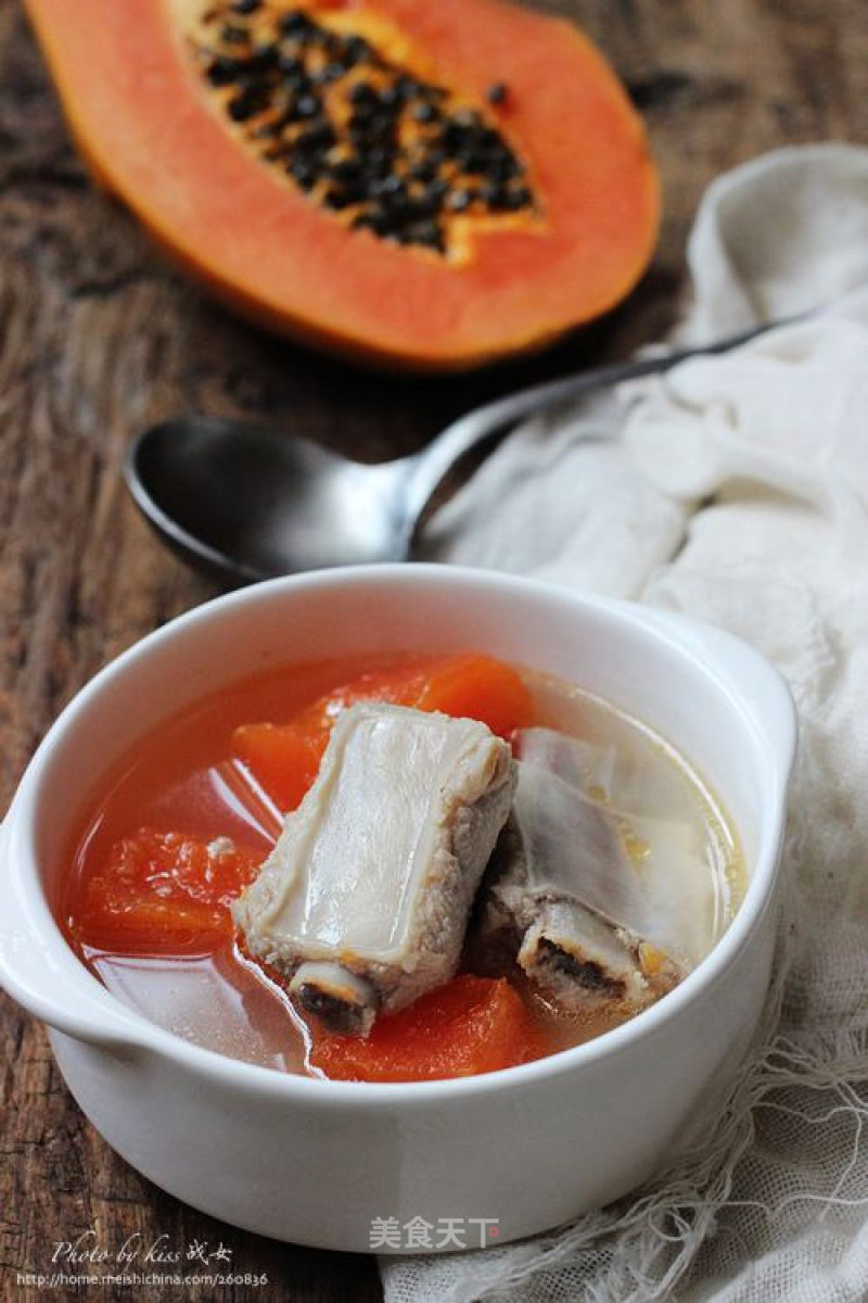 To Invigorate The Spleen and Promote Digestion---papaya Ribs Soup recipe