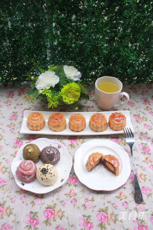 Cantonese-style Moon Cakes recipe