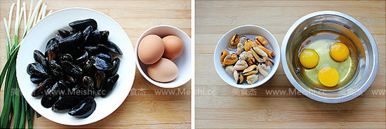 Scrambled Eggs with Haihong Leek recipe