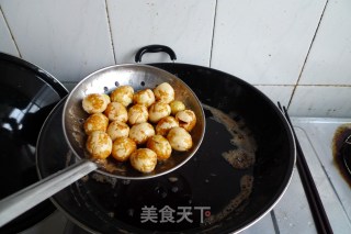 Braised Pork with Double Pleurotus and Tiger Skin Egg recipe