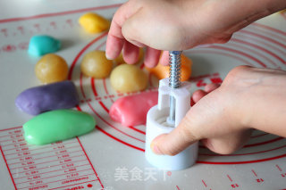 Colorful Three-dimensional Moon Cakes recipe