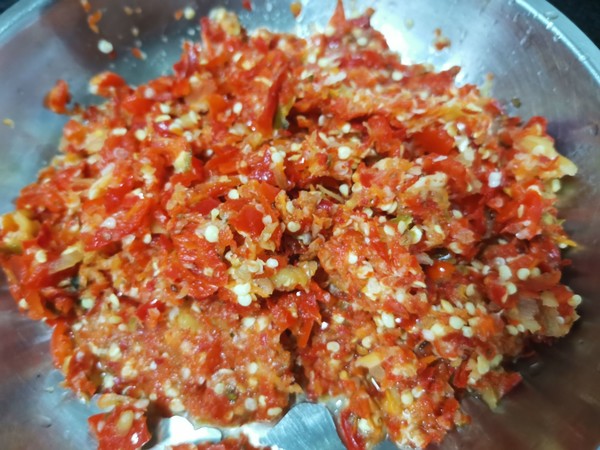 Home-style Chopped Pepper Fish Head recipe
