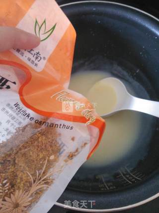 Osmanthus and Lotus Seed Soup recipe
